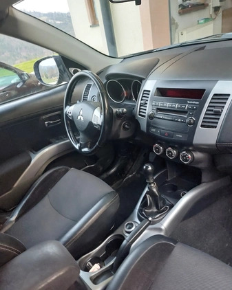 Mitsubishi Outlander cena 27950 przebieg: 198342, rok produkcji 2010 z Czempiń małe 379